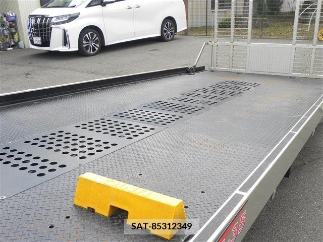 Mitsubishi CANTER 2021-04 399873-15