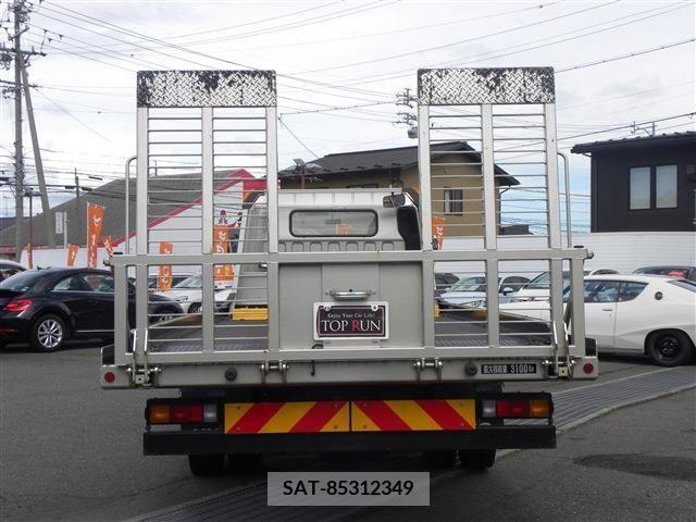Mitsubishi CANTER 2021-04 399873-6