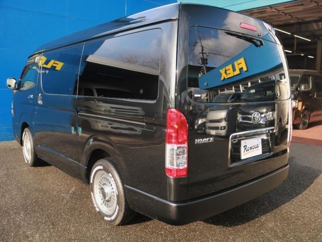 Toyota HIACE WAGON 2016-01 175-6