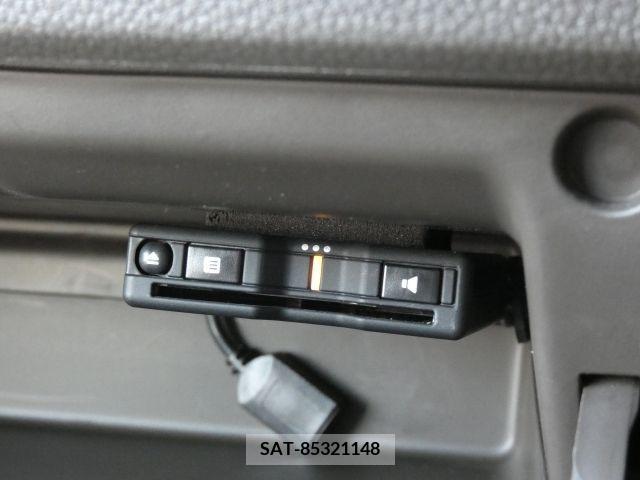 Honda N BOX 2021-04 333856-9