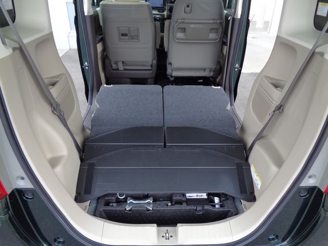 Honda N BOX 2017-10 522-17