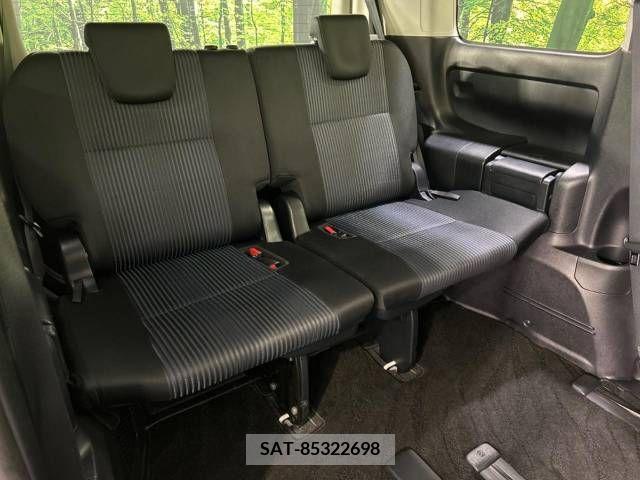 Toyota NOAH 2015-04 321451-10