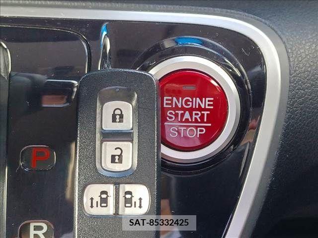 Honda N BOX CUSTOM 2016-03 306794-16