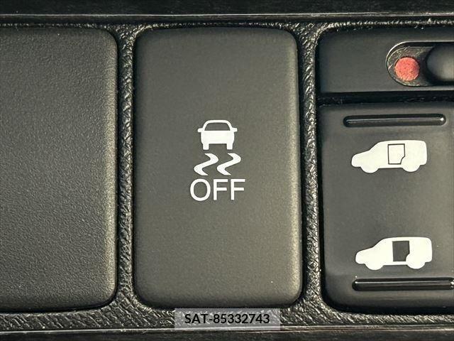Honda STEP WGN 2012-06 324630-7