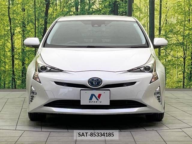 Toyota PRIUS 2017-05 322349-13