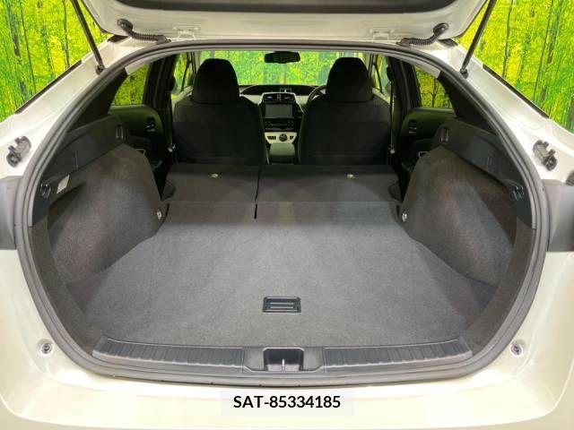 Toyota PRIUS 2017-05 322349-10