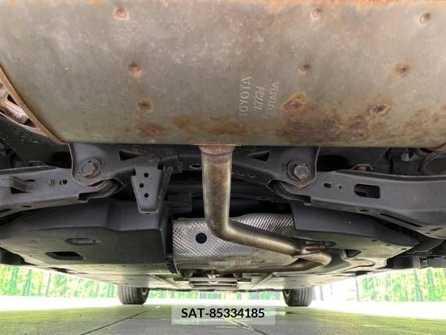 Toyota PRIUS 2017-05 322349-18