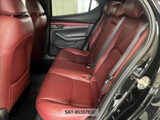 Mazda MAZDA3 2020-11 301093-18