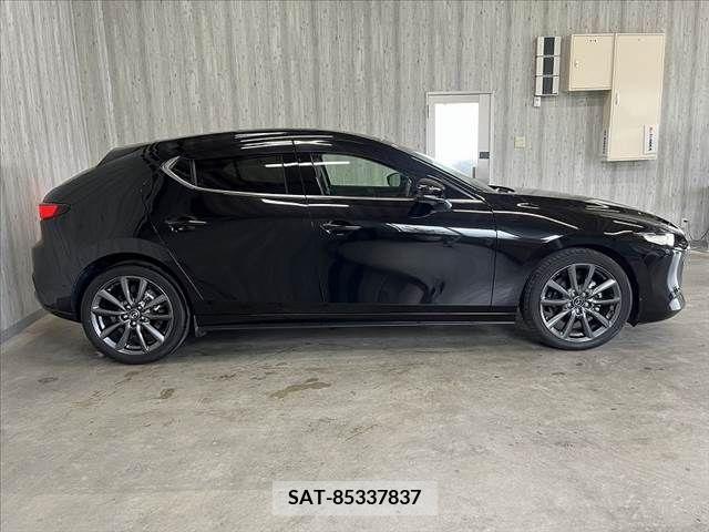 Mazda MAZDA3 2020-11 301093-10