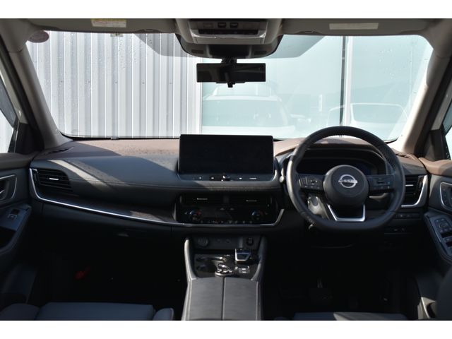 Nissan X-TRAIL 2023-04 186503-2