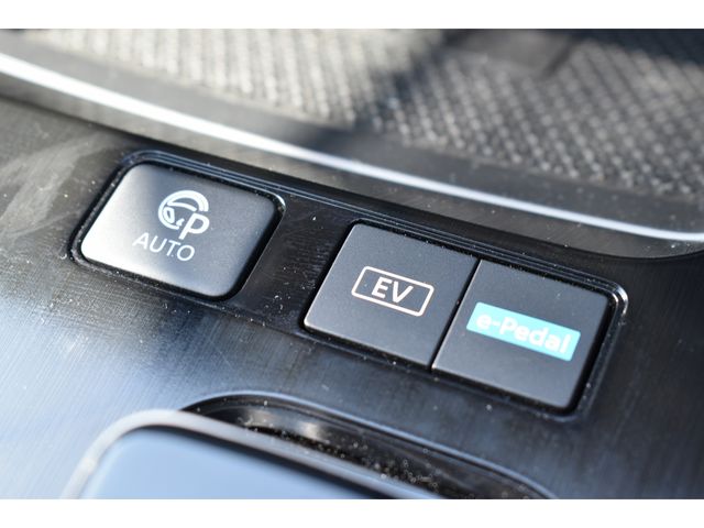 Nissan X-TRAIL 2023-04 186503-9