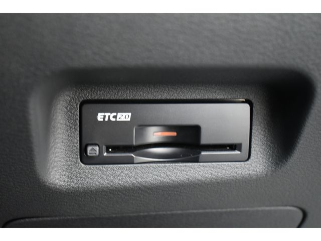 Nissan X-TRAIL 2023-04 186503-12