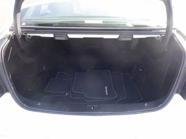 Mercedes Benz E-CLASS 2015-03 180499-7