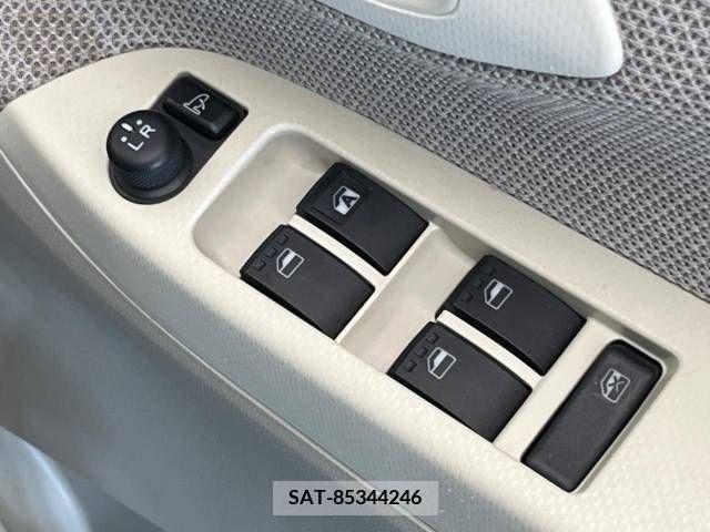 Daihatsu MOVE 2015-04 337475-7