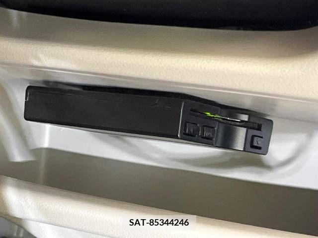 Daihatsu MOVE 2015-04 337475-6