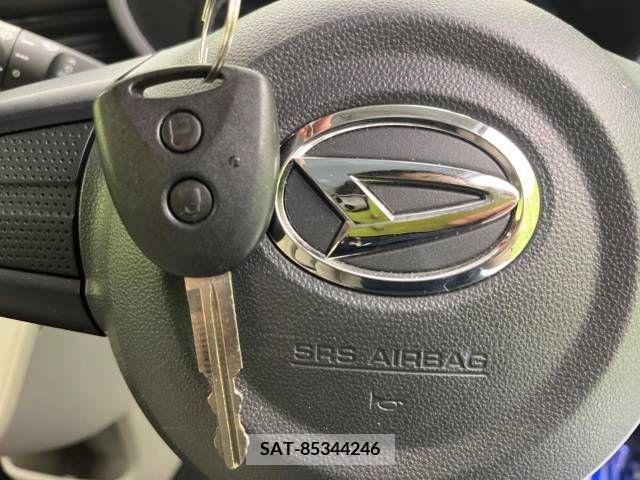 Daihatsu MOVE 2015-04 337475-5