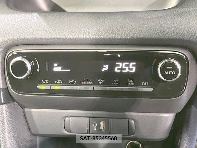 Toyota YARIS 2023-06 395388-9