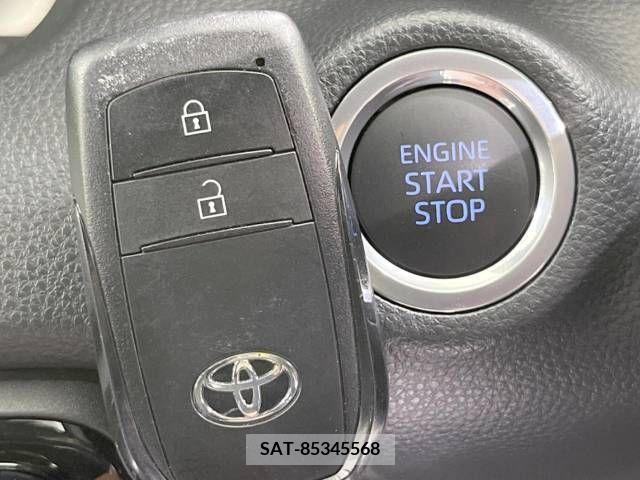 Toyota YARIS 2023-06 395388-6