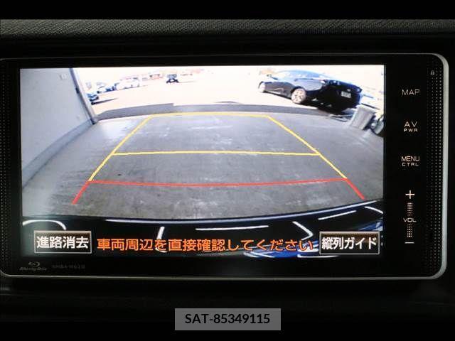 Toyota AQUA 2012-01 292309-4
