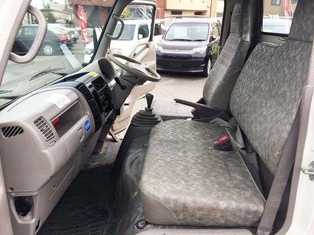 Hino DUTRO 2006-08 7255-19