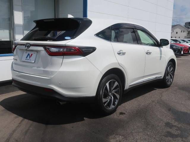 Toyota HARRIER 2018-06 19798-18