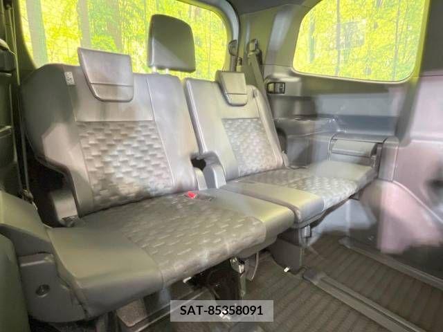 Toyota VOXY 2022-12 203547-13
