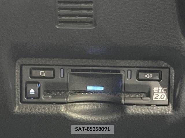 Toyota VOXY 2022-12 203547-7