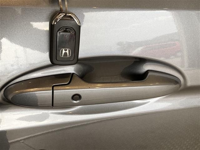 Honda FIT 2018-08 18116-3