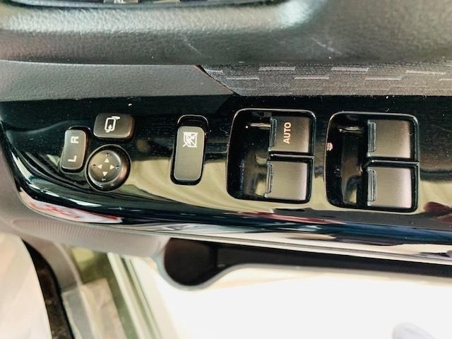 Suzuki SPACIA 2013-06 819-17