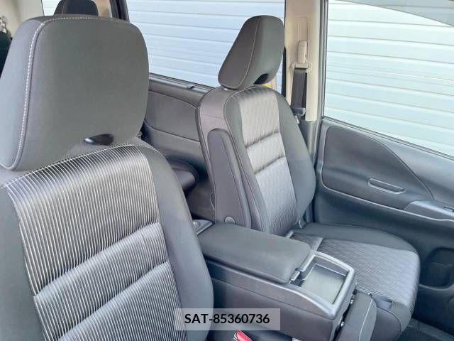 Nissan SERENA 2019-10 253454-8