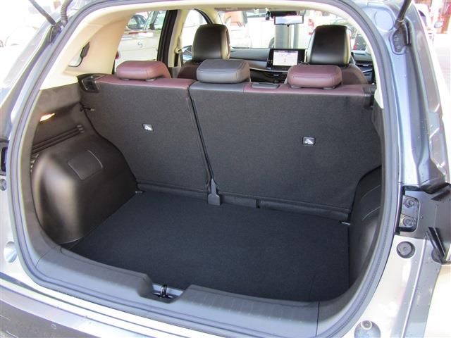 Nissan AURA 2022-08 186674-7