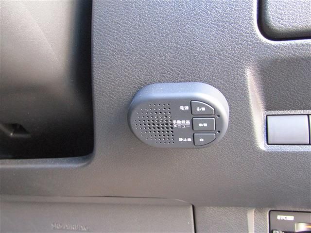 Nissan AURA 2022-08 186674-18
