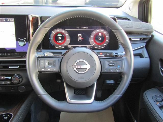 Nissan AURA 2022-08 186674-10