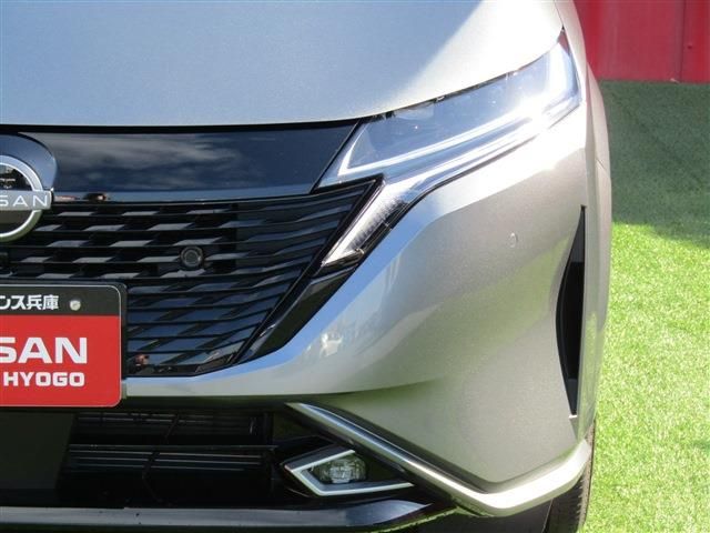 Nissan AURA 2022-08 186674-24