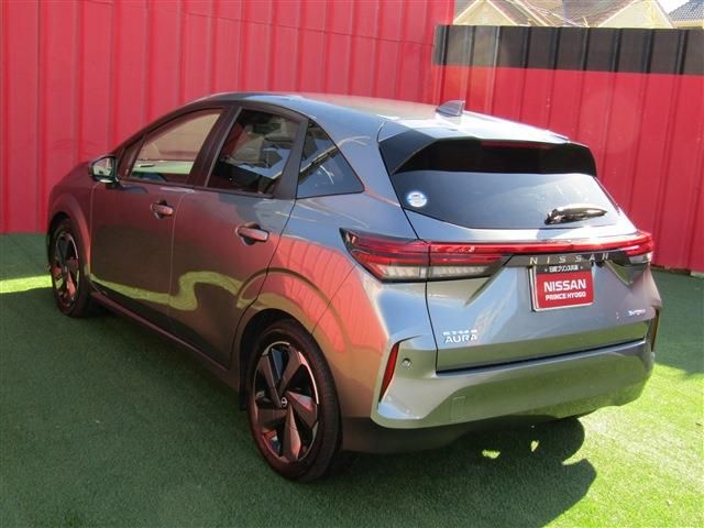 Nissan AURA 2022-08 186674-1