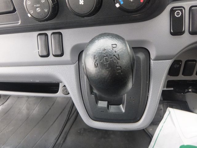 Mitsubishi CANTER 2014-07 13564-19
