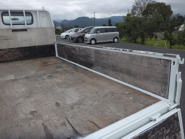 Mitsubishi CANTER 2014-07 13564-10