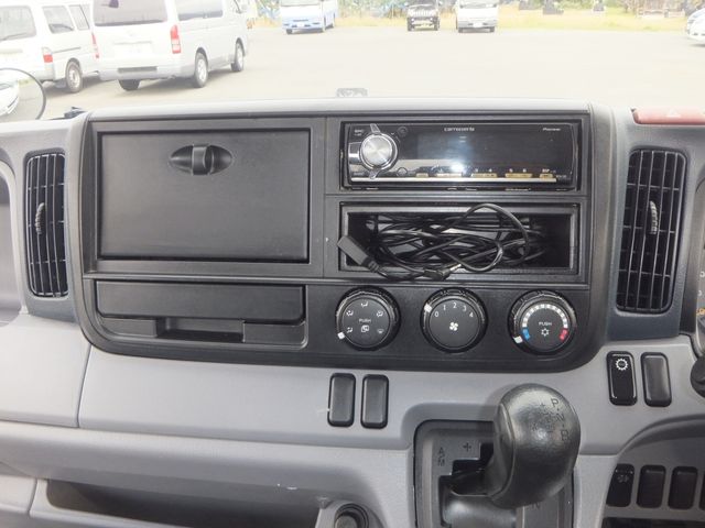 Mitsubishi CANTER 2014-07 13564-18