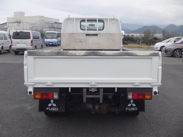 Mitsubishi CANTER 2014-07 13564-7