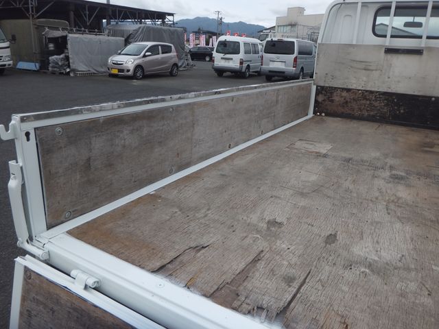 Mitsubishi CANTER 2014-07 13564-11