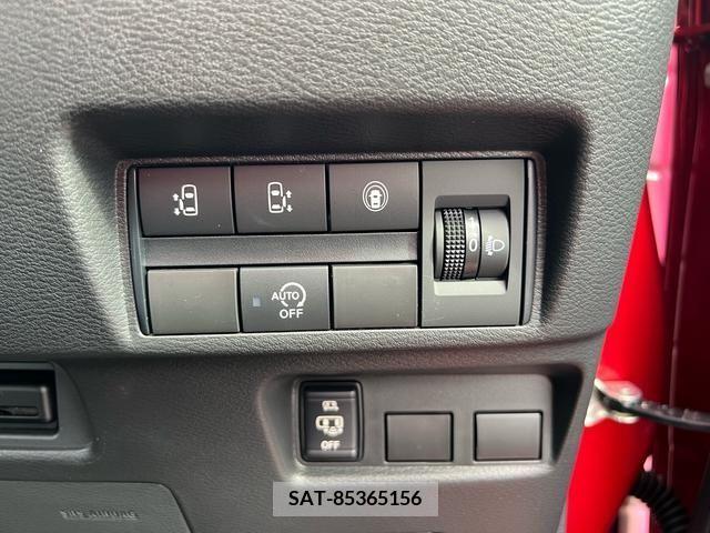 Nissan ROOX 2023-08 276181-17
