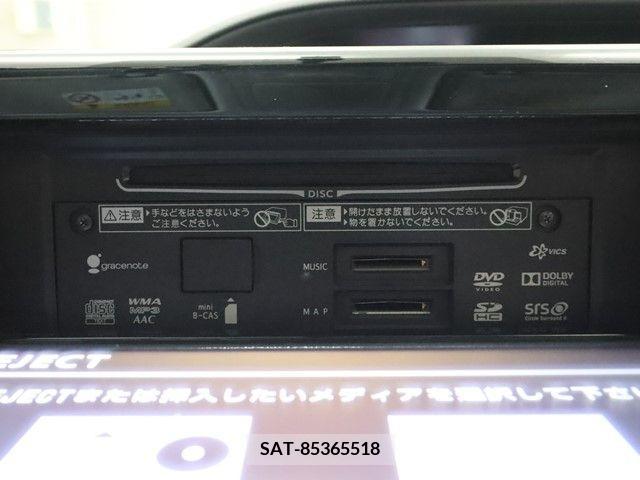 Toyota VOXY 2014-07 321426-15