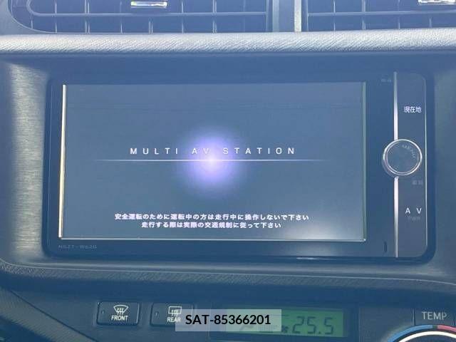 Toyota AQUA 2014-01 343901-3