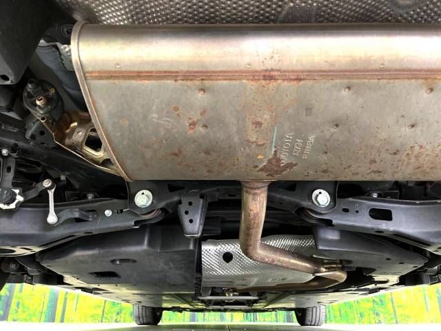 Toyota PRIUS 2019-01 181285-17