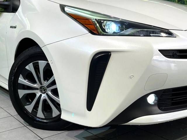 Toyota PRIUS 2019-01 181285-11