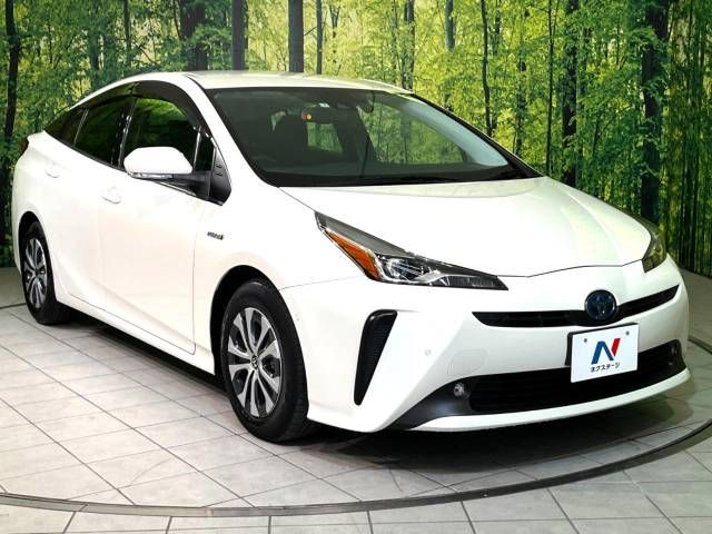 Toyota PRIUS 2019-01 181285-15