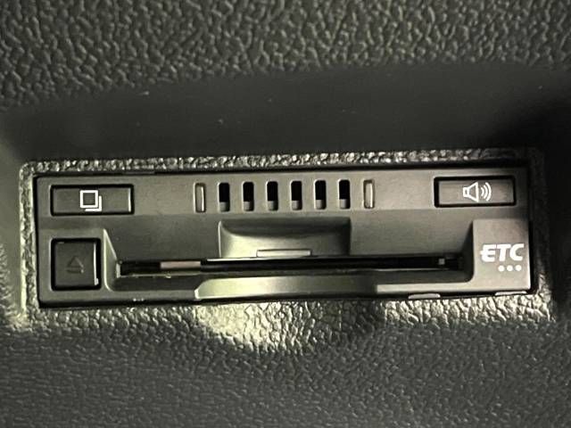 Toyota PRIUS 2019-01 181285-6