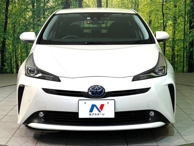 Toyota PRIUS 2019-01 181285-13