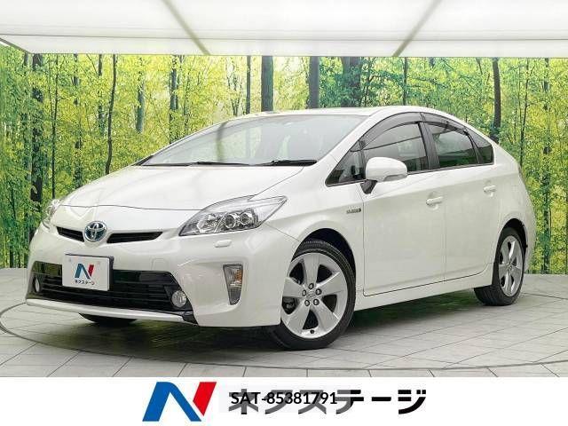 Toyota PRIUS 2013-12 329681-0