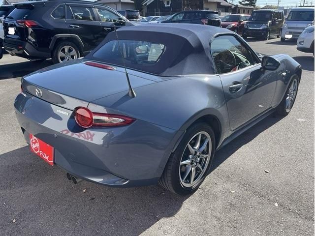 Mazda ROADSTER 2022-03 192069-4